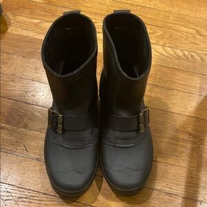 Black hunter rain boots
